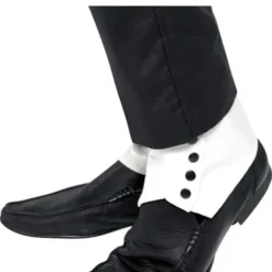 Weiße Gamaschen Mit Schwarzen Knöpfen